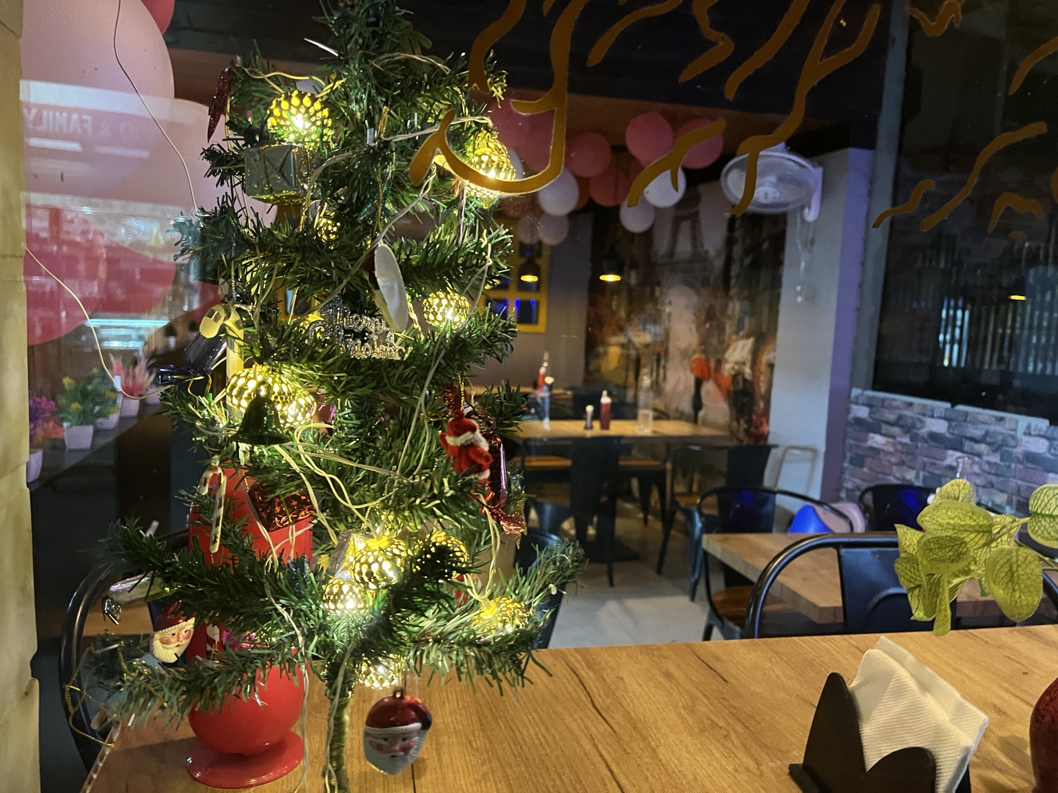 HR FOODS cafe decorated for a celebration